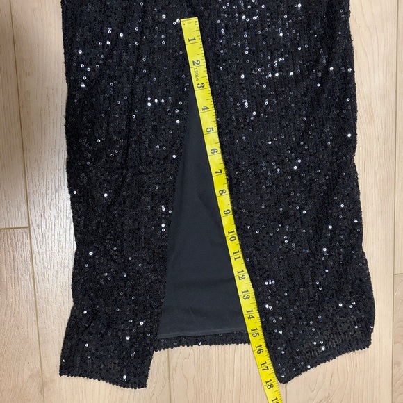 Ieena for Mac Duggal Sequined Bow One Shoulder Column Gown, Black, sz 0 - Picture 16 of 16